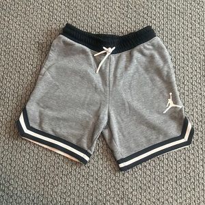 Boys Jordan sweat shorts size Small